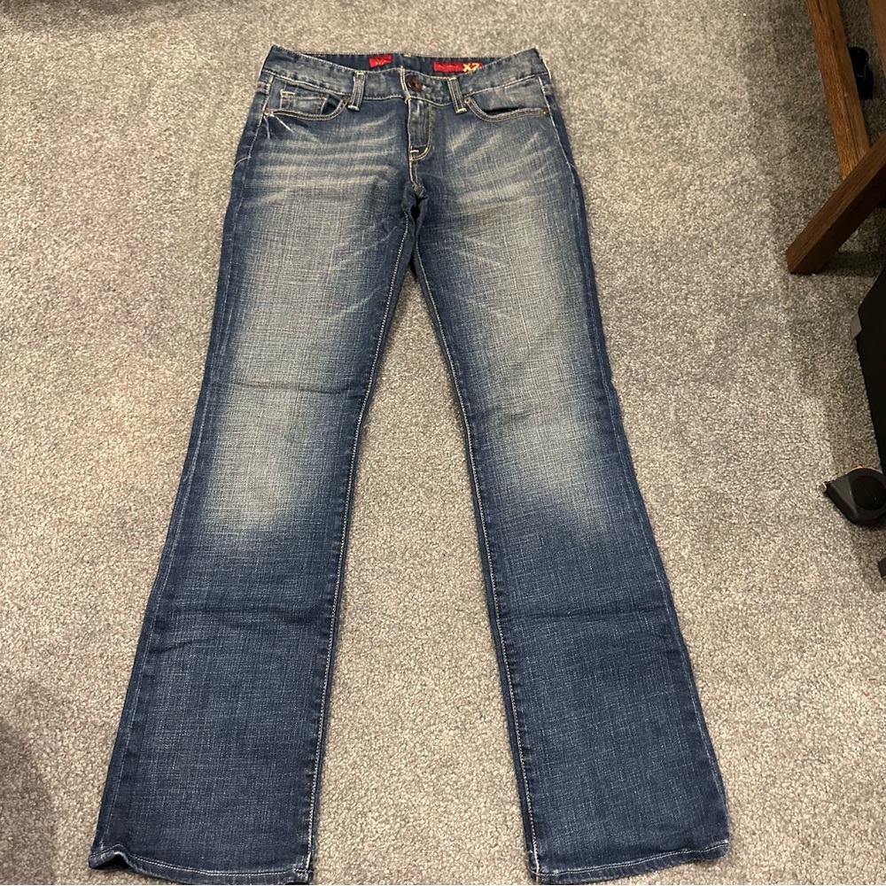 X2 Quailty denim. Women’s 10 Boot Cut Jeans.
